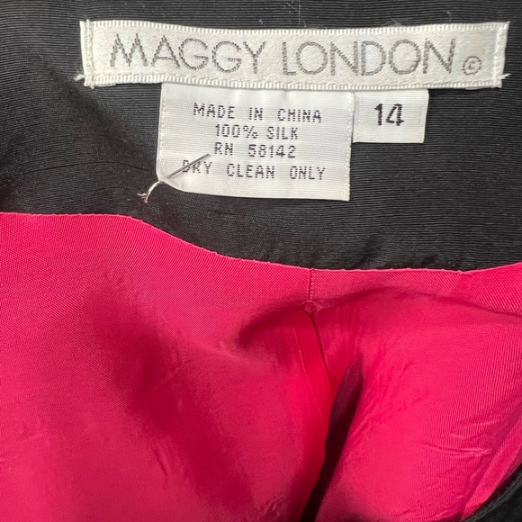 Vintage Maggie London Floral Jacket 100% silk - Picture 3 of 6